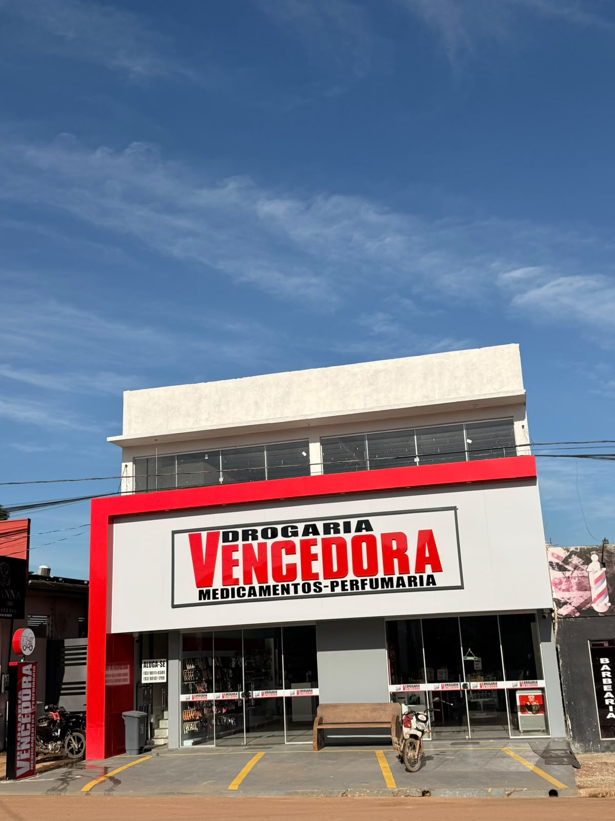 Fachada da Drogaria Vencedora